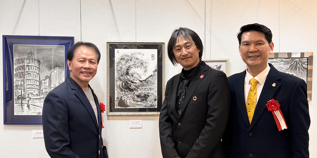 タイ日文化交流美術展 出展した『富嶽三十六景〜現代〜』と共に