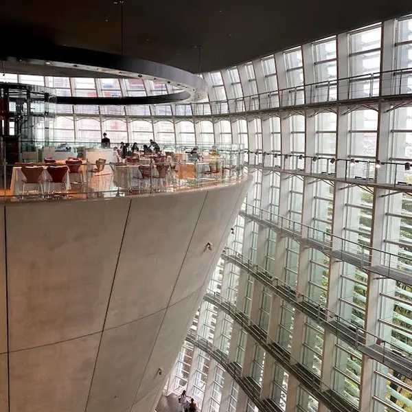 国立新美術館02